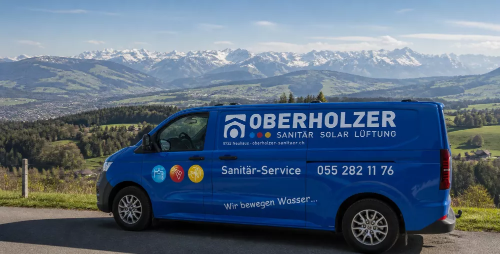 Neues Servicefaharzeug